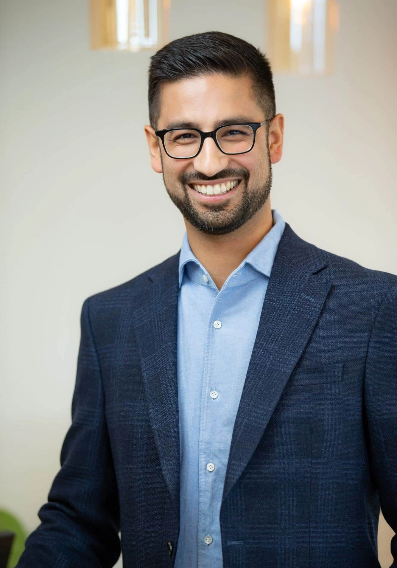 Headshot of Dr. Kaleem Razi, DMD, MSD
