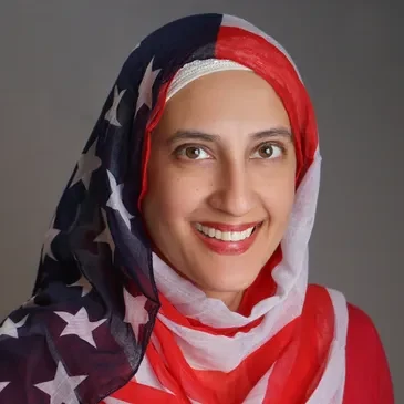 Headshot of Zulikha Hussain