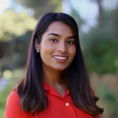 Headshot of Zabreen Shaikh, MS, AMFT