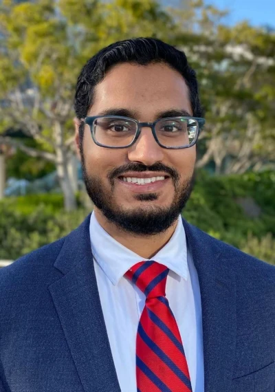 Headshot of Shafi Lodhi, MD