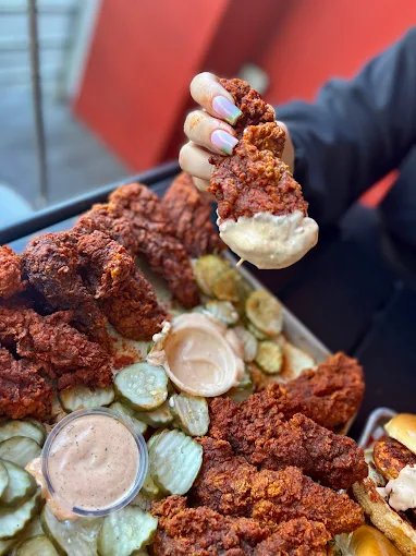 Dave's Hot Chicken — Zabihah photo