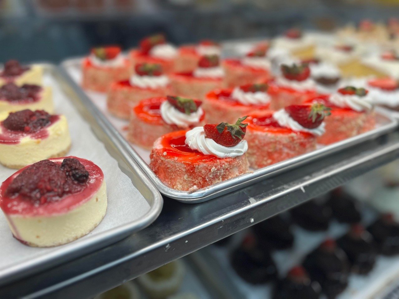 Maya’s Cheesecakes, photo via a web search