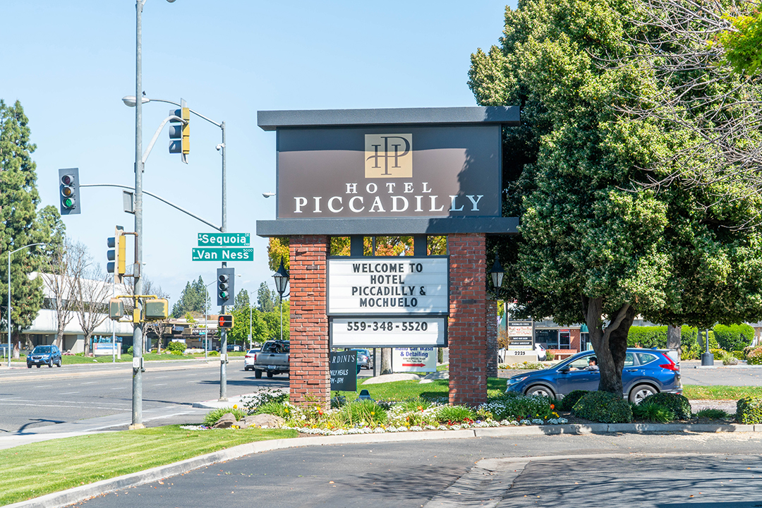 Hotel Piccadilly & Events Center