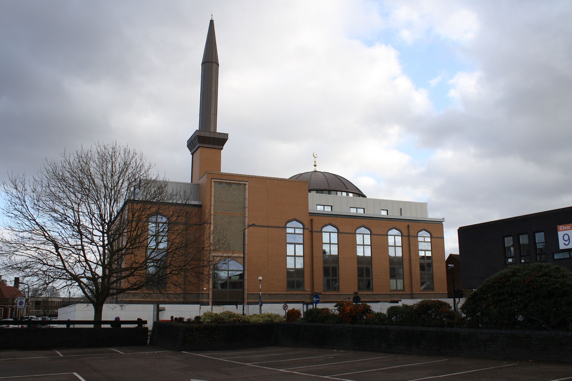 Harrow Central Mosque — Wikimedia photo