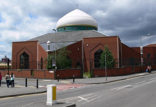 Leicester Central Mosque — Websearch photo