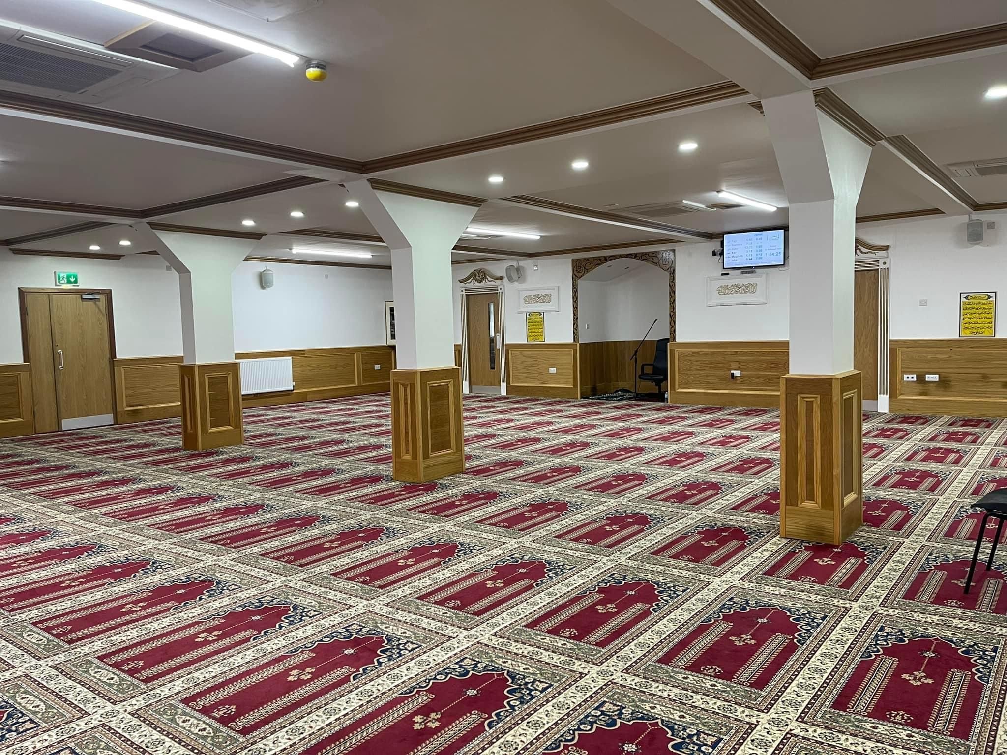 Al-Madina Jamia Masjid — Websearch photo