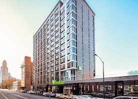 Holiday Inn Brooklyn Downtown by IHG