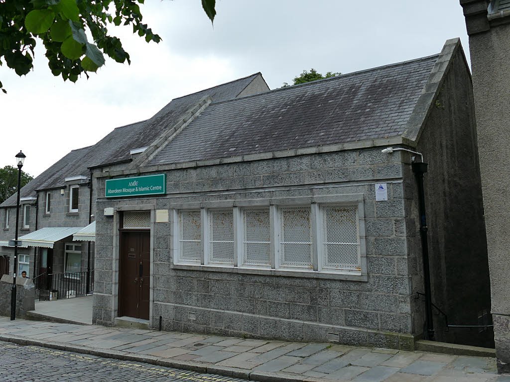 Aberdeen Mosque & Islamic Centre — Wikimedia photo