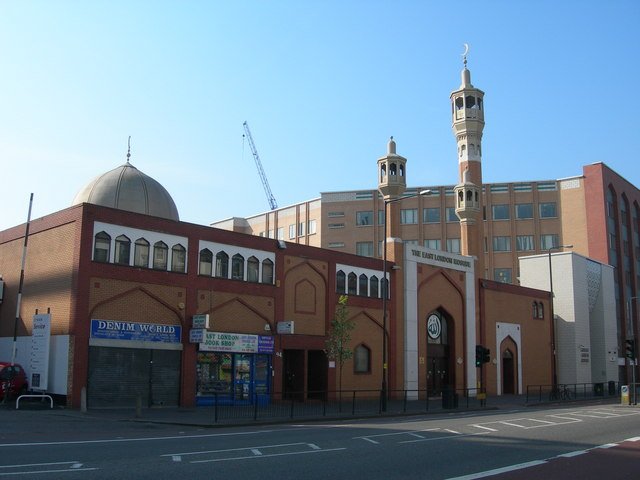 London Muslim Mosque — Wikimedia photo