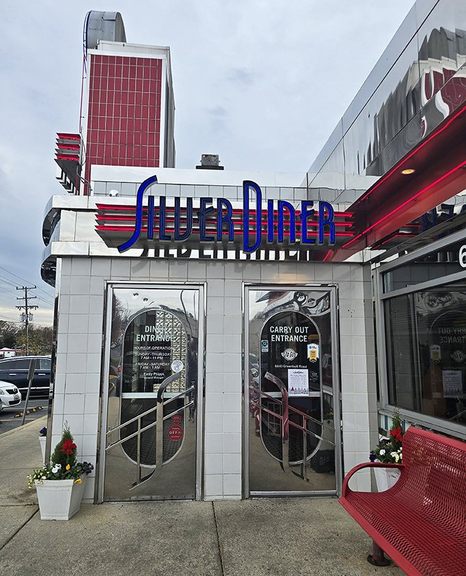 Silver Diner — Websearch photo