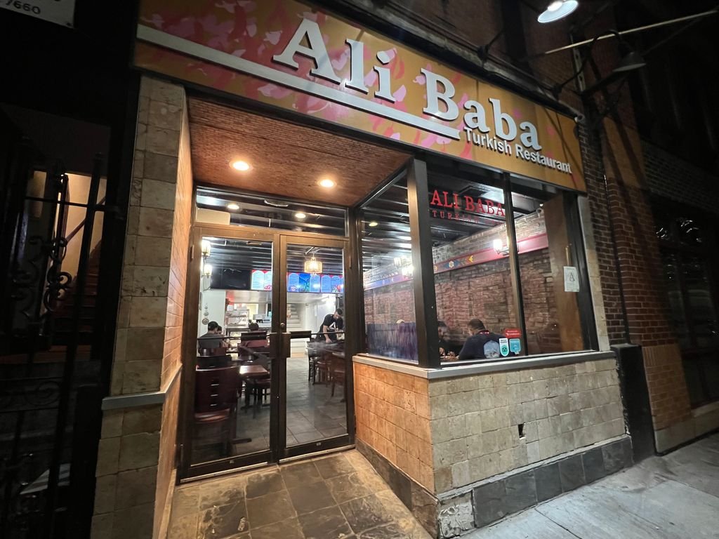 Ali Baba — Websearch photo