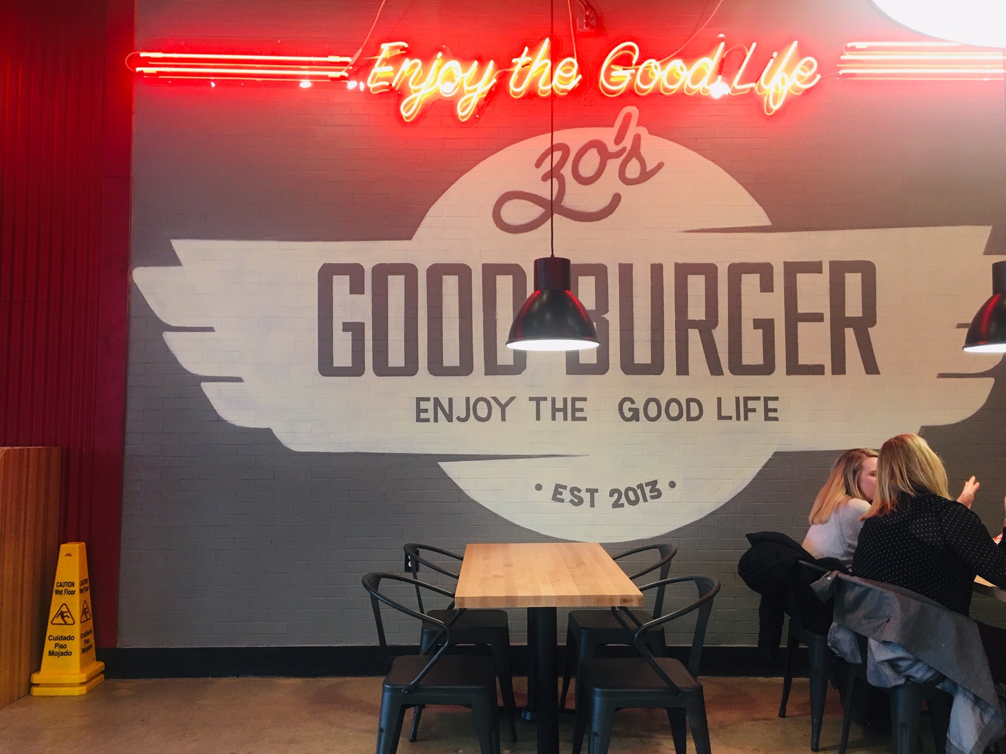 Zo's Good Burger — Websearch photo