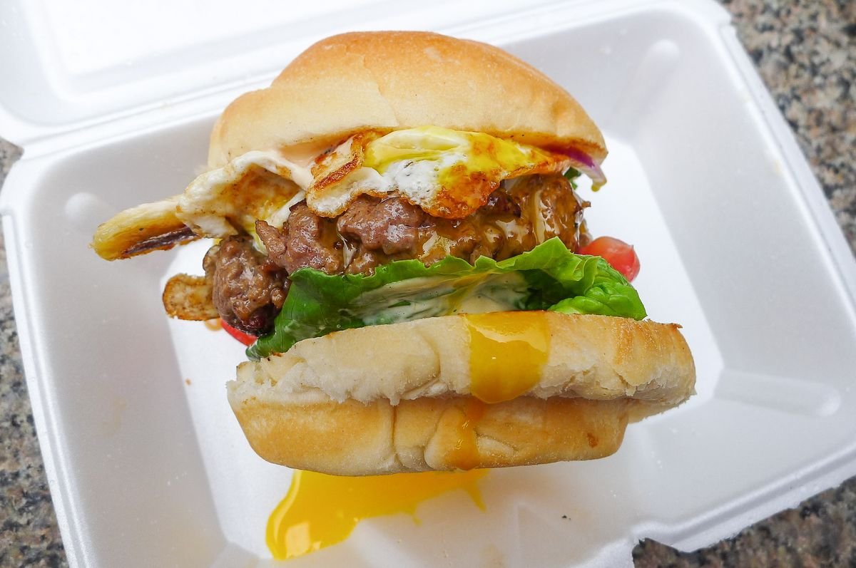 International Burgers — Websearch photo